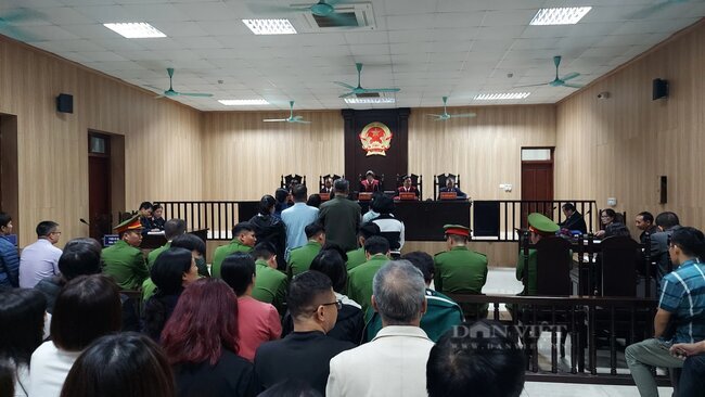 Cựu Giám đốc Trung tâm Kiểm soát bệnh tật tỉnh Nam Định lĩnh án hơn 16 năm tù vì nhận tiền của Việt Á