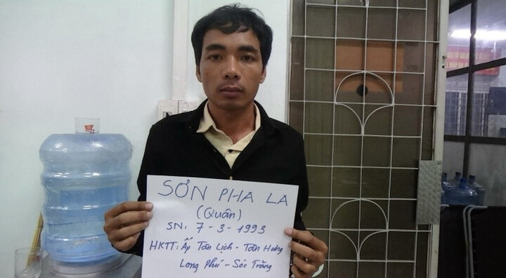 Tạm giữ nhóm đối tượng 