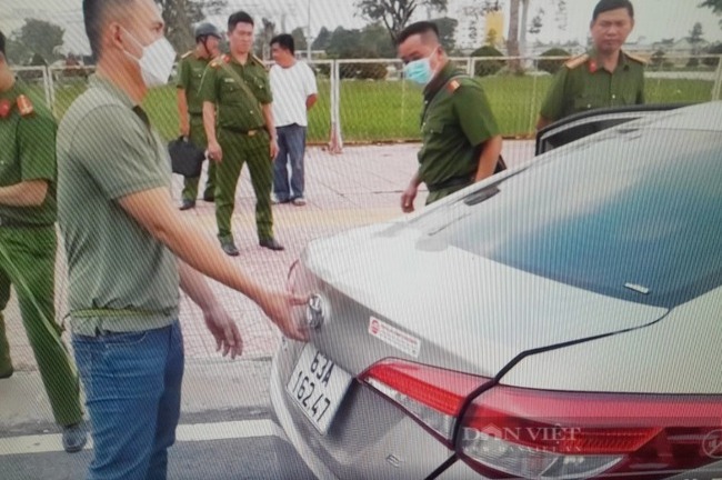 Thực nghiệm hiện trường vụ cựu công an sát hại bạn gái, phi tang xác xuống sông: Diễn biến bất ngờ