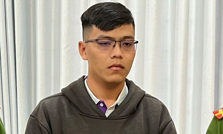 Hiếp dâm thiếu nữ 17 tuổi trong nhà nghỉ, nam hướng dẫn viên du lịch bị khởi tố