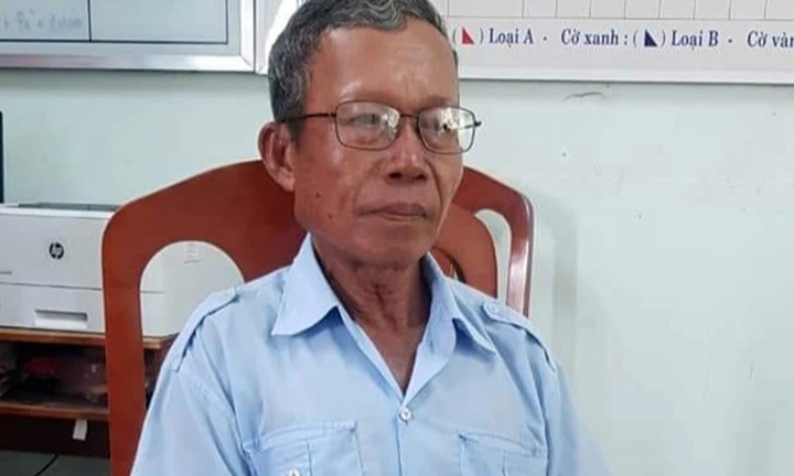 Sau 30 năm trốn truy nã, người đàn ông 70 tuổi bị bắt khi đang đổ xăng cho khách