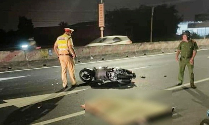 Va chạm giữa 2 xe máy, nam sinh viên tử vong trên đường trở lại TP.HCM