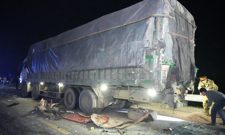 Vụ tai nạn trên cao tốc Cam Lộ- La Sơn, 2 người chết: Xác định nguyên nhân ban đầu