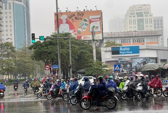 Miền Bắc nồm ẩm kéo dài, đón đợt không khí lạnh vào tuần sau