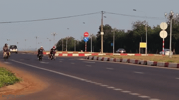 Truy tìm 2 thanh niên đua xe trên đại lộ nghìn tỷ đồng ở TP.Buôn Ma Thuột