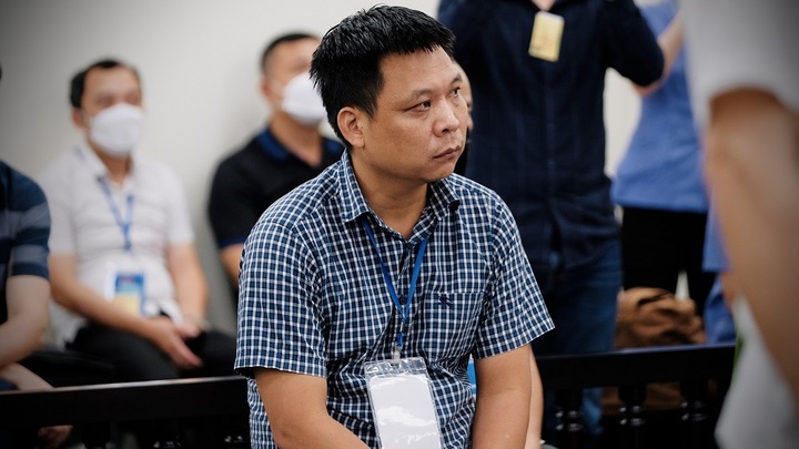 Cấp dưới “tố” ông Phùng Anh Lê mắng mỏ, ép thả nghi phạm