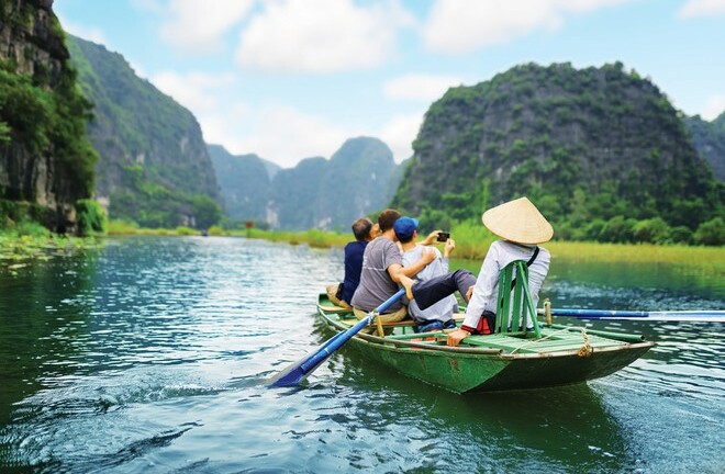 Hé lộ chiêu lừa mua tour du lịch giá rẻ của nữ Giám đốc