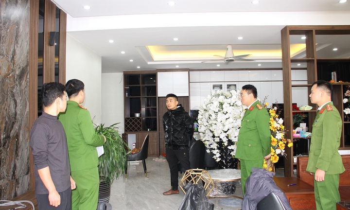 Thái Nguyên: Nhóm đối tượng táo tợn mang xe tải đi trộm cắp tài sản