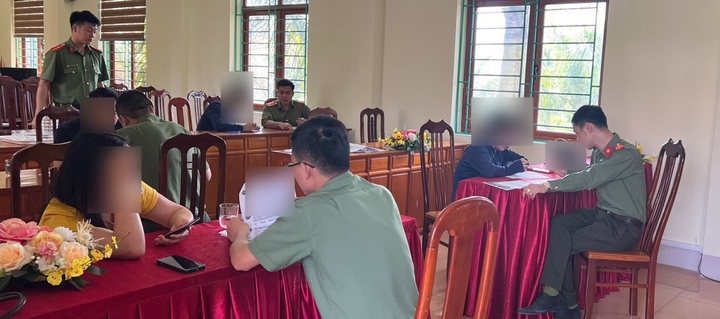 Lai Châu: Xử phạt nhiều chủ tài khoản Facebook đăng thông tin giả về vụ cướp giật tại cây xăng