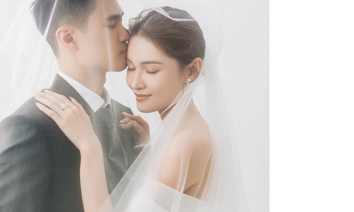 Á hậu Thùy Dung khoe vẻ đẹp siêu ngọt ngào trong bộ ảnh cưới