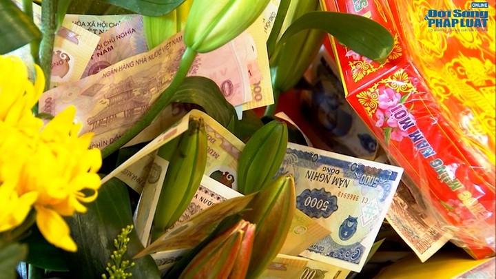 Tránh tư lợi trong việc sử dụng tiền công đức