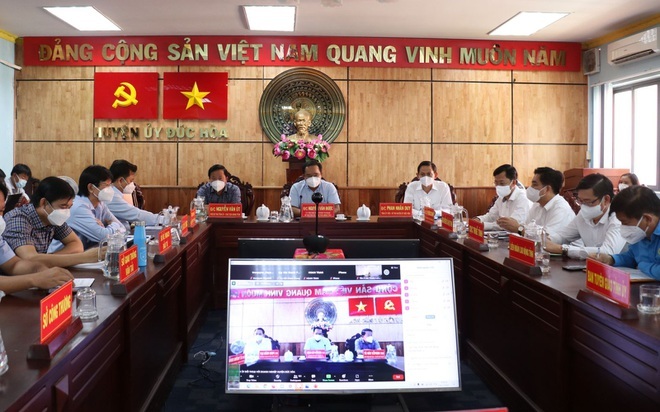 Bí thư Long An: Đường dây nóng dân gọi lần 2, lần 3