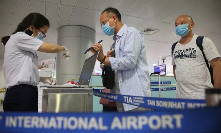 Không cách ly tập trung với người nhập cảnh tiêm đủ liều vaccine phòng COVID-19