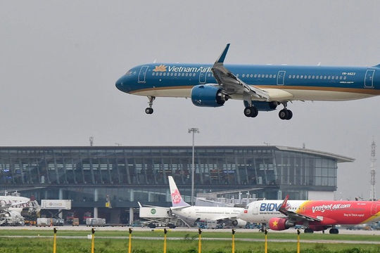 Các Bộ nhất trí chủ trương mở lại đường bay quốc tế