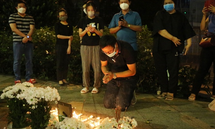 Vụ bé gái 8 tuổi nghi bị 