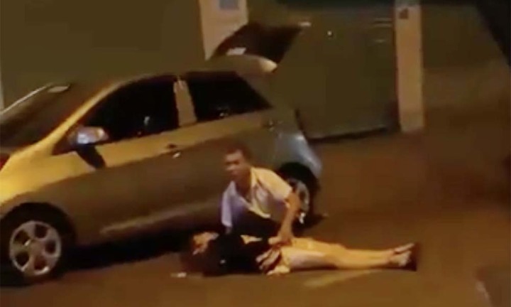 TP.HCM: Trích xuất camera truy tìm 2 kẻ cướp giật khiến người phụ nữ ngã bất tỉnh