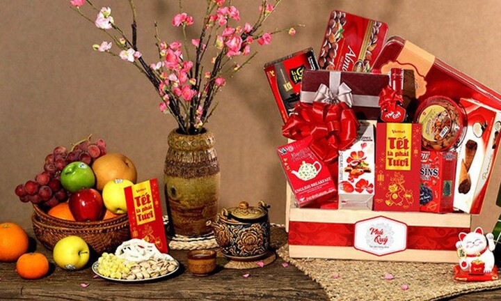 Ngày Tết nguyên đán Nhâm Dần có được gửi quà cho người ngồi tù?