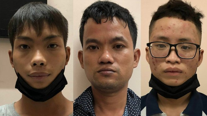 Giả danh công an, dùng roi điện uy hiếp nạn nhân để cướp tài sản