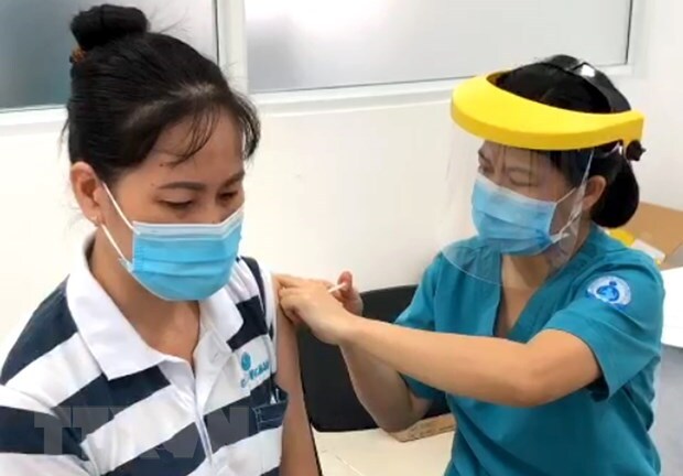 Tin tức thời sự mới nóng nhất 27/1: TP.HCM tổ chức tiêm vaccine phòng COVID-19 xuyên Tết Nguyên đán