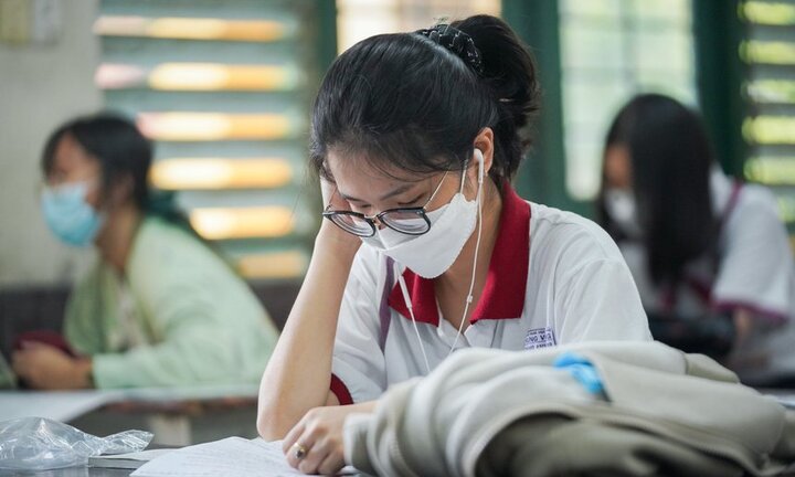 ĐH Quốc gia Hà Nội công bố đề tham khảo thi đánh giá năng lực, giúp thí sinh dễ định hướng