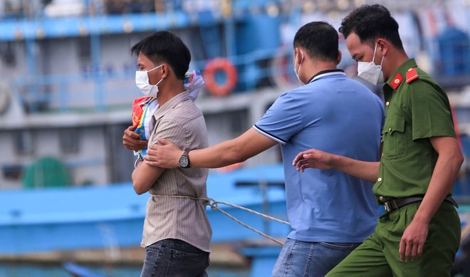 Vụ cha ném con gái 5 tuổi xuống sông: Nghi phạm đối diện nhiều tình tiết định khung tăng nặng