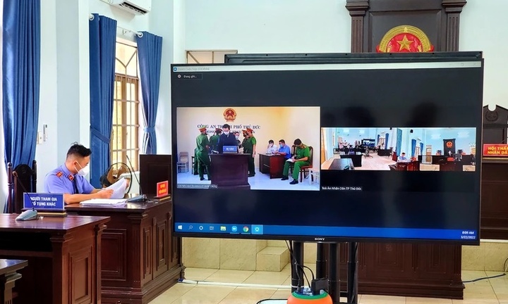TP.HCM: Lần đầu tiên xử án trực tuyến từ nhà tạm giữ