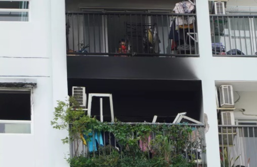 Vụ cháy chung cư khiến 2 mẹ con rơi từ lầu 10 tử vong: Nhảy xuống cách nhau 5 giây, trên người có mùi xăng