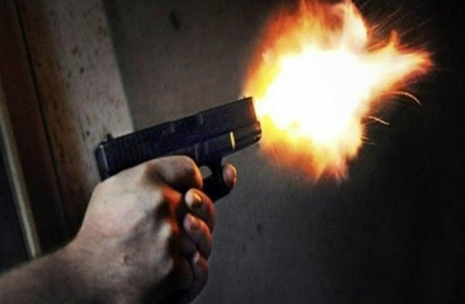 Truy bắt đối tượng đi xe taxi, rút súng bắn bị thương 2 nam thanh niên