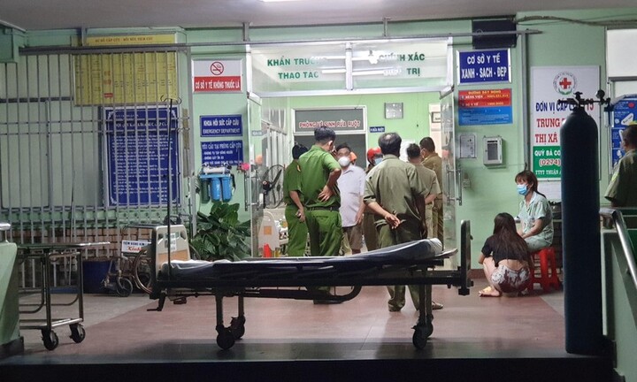 Bạn nhậu của anh trai tìm đến nhà gây sự, em cầm dao 