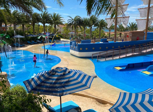 Vụ cháu bé người Nhật tử vong tại hồ bơi resort: Công an giám định hiện trường