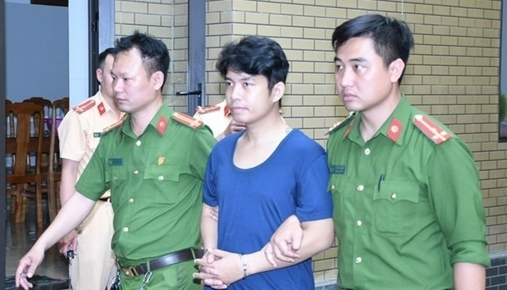 Tuyên án bị cáo 9X ném vật nổ vào tiệm vàng chỉ vì thù ghét cá nhân