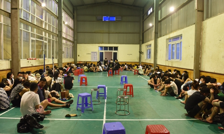 Bắc Ninh: Khách sạn Family 88888 chứa chấp hàng chục dân chơi