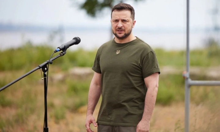 Tổng thống Ukraine tuyên bố sẽ giành lại thành phố Severodonetsk vừa thất thủ