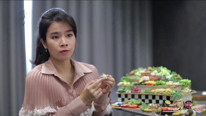 Nhào nặn khiến đất sét