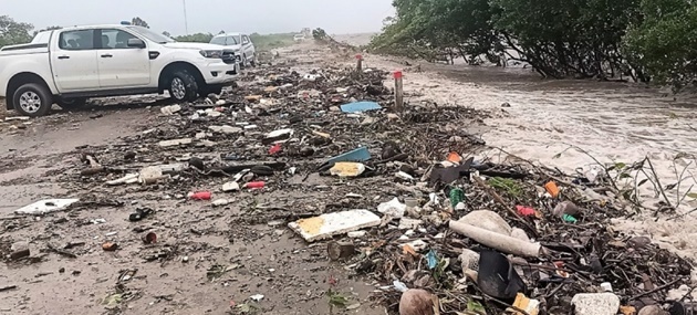 Tin thời sự mới nóng nhất 12/7: Sóng lớn làm sạt lở nghiêm trọng nhiều đoạn đê biển Tây Cà Mau