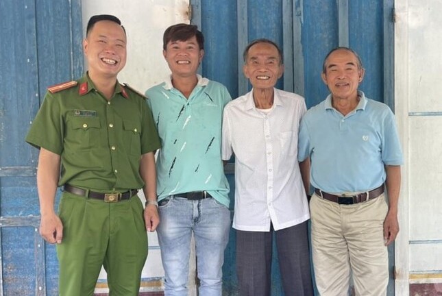 Công an xã giúp người con tìm được bố sau 50 năm xa cách