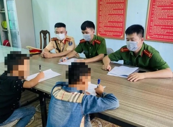 Vụ ô tô bị ném đá trên cao tốc Bắc Giang - Lạng Sơn: Người ném là 2 học sinh 8 tuổi