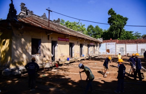 Kinh ngạc trước cảnh