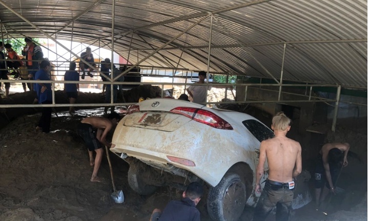 Tin thời sự mới nóng nhất 5/10: Người dân vùng lũ