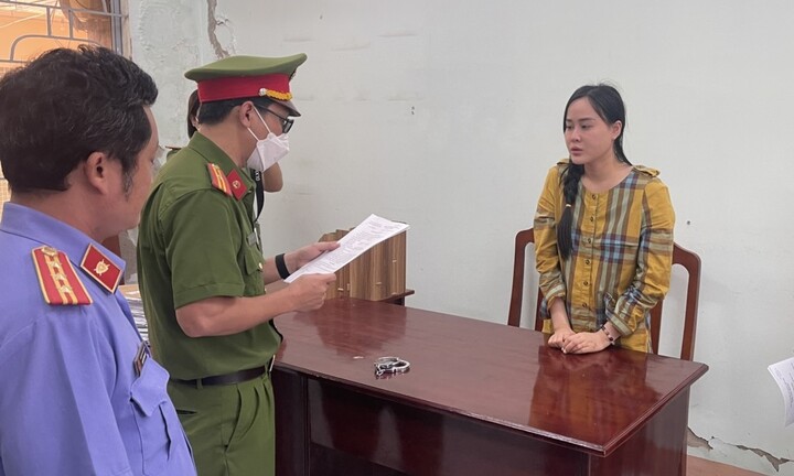 Thuê ôtô tự lái rồi đem bán, 