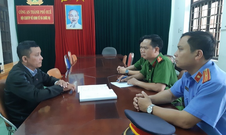 Bắt giám đốc công ty kêu gọi vốn để đặt cược cờ bạc