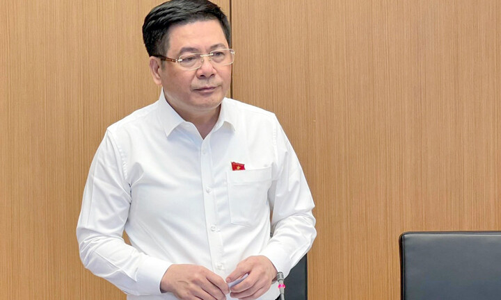 Bộ trưởng Bộ Công Thương: Giá xăng dầu Việt Nam thấp nhất thế giới