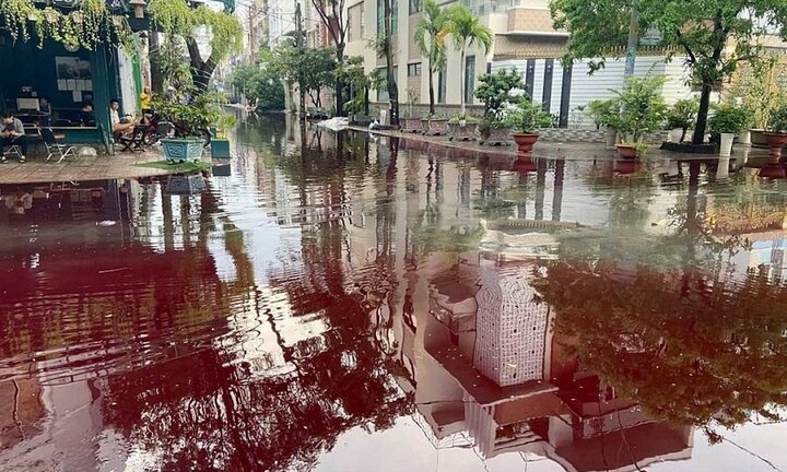 Tin thời sự mới nóng nhất 28/10: TP.HCM thông tin vụ nước đỏ, gây ngứa tràn vào nhà dân