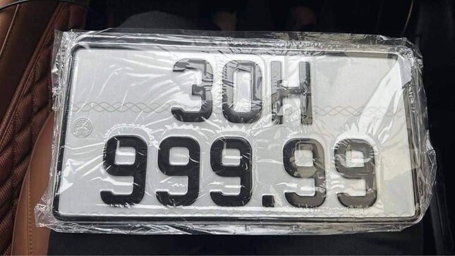 Tin thời sự mới nóng nhất 17/11: Chủ xe Kia Morning bấm được biển số ngũ quý 9 tại Hà Nội