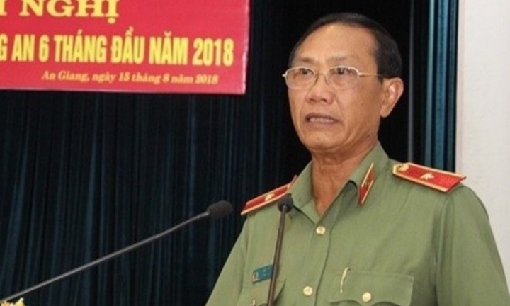 Cách mọi chức vụ trong Đảng đối với 2 cựu lãnh đạo công an và biên phòng An Giang
