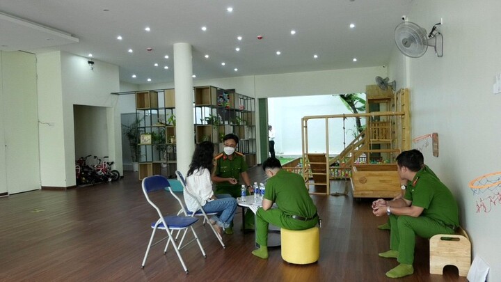 Tin thời sự mới nóng nhất 16/12: Cô giáo bỏ đói trẻ mầm non ở Đà Nẵng bị phạt 20 triệu đồng