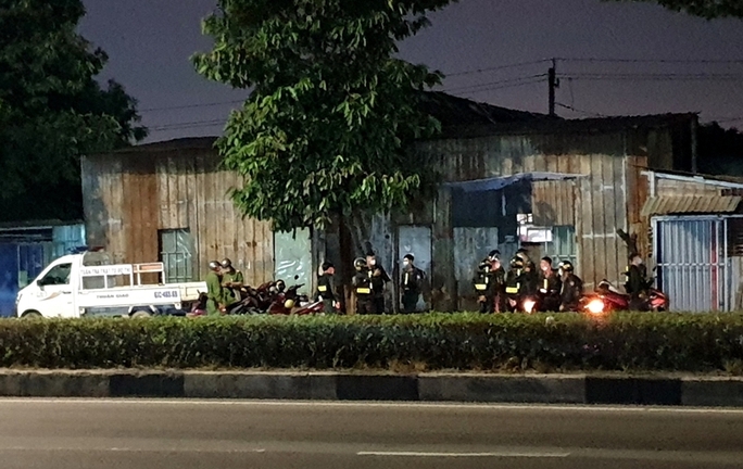 Vụ cô gái chết trong tình trạng lõa thể: Có người gặp nạn nhân 20 phút thì rời đi