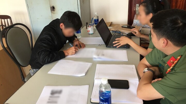 Bình luận sai sự thật trên Facebook, người đàn ông bị phạt 5 triệu đồng