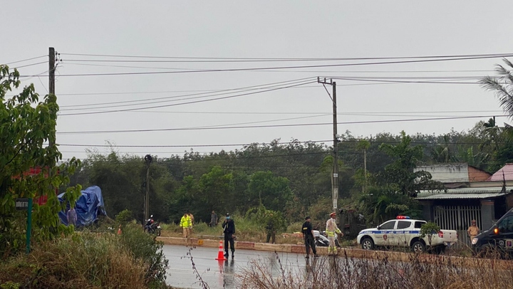 Vụ lật xe chữa cháy ở Bình Phước: Hai chiến sĩ tử vong
