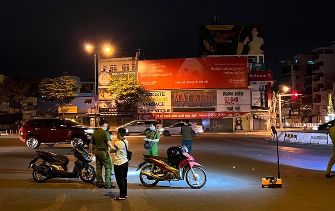 Trinh sát hình sự bị kẻ say xỉn đâm tử vong: Vợ vừa sinh con chưa đầy tháng